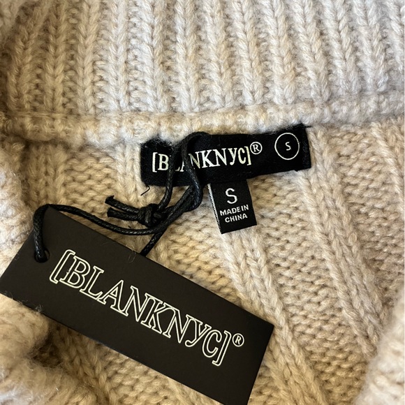 BLANK NYC Ribbed Knit Shorts - Picture 7 of 11